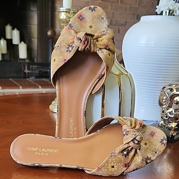 Saint Laurent Women's Tan Floral Slide Sandals - Picture 1 of 8